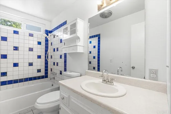 $830,000 | 1105 VÃa Prado, Fallbrook, CA 92028