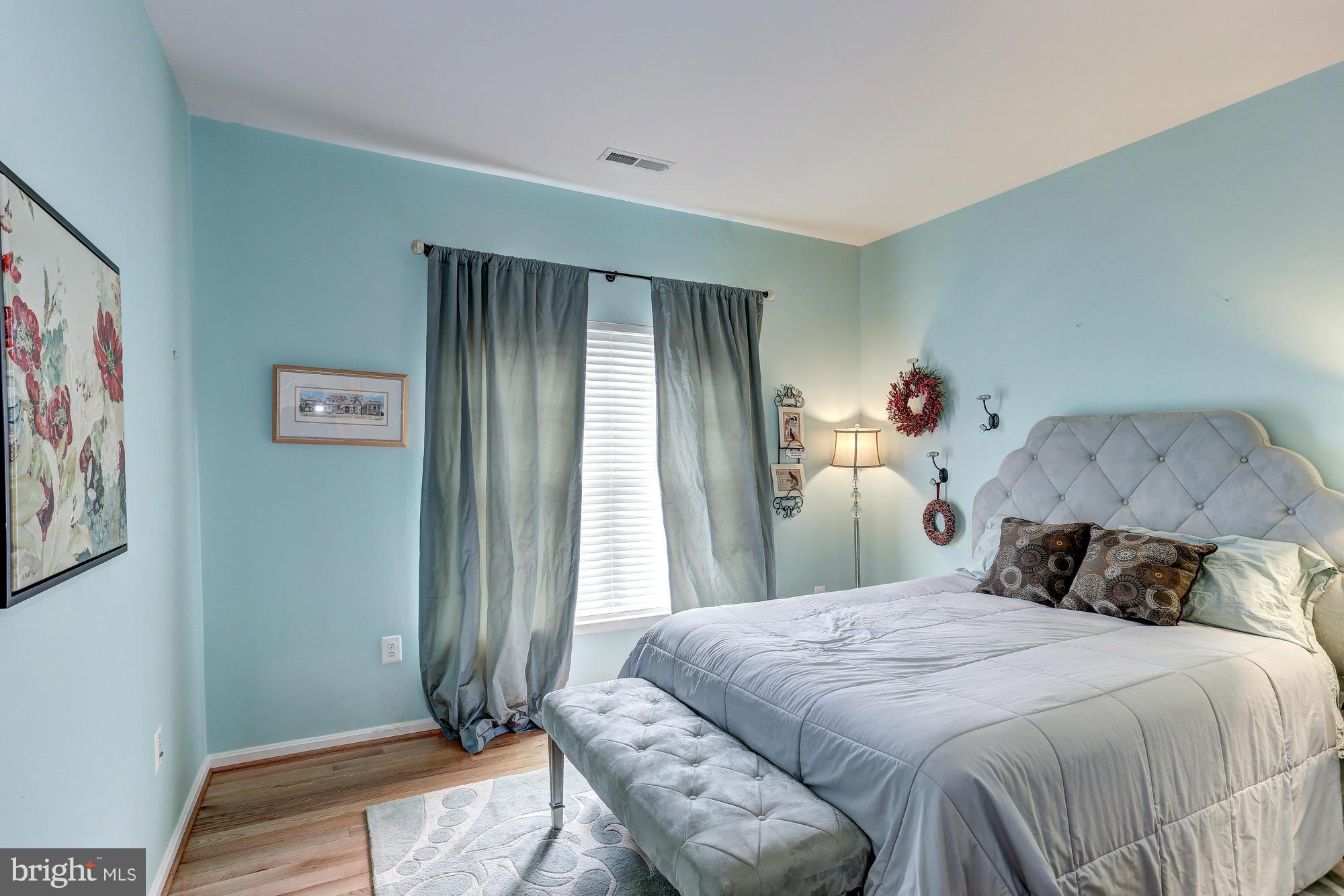 9070 Roaring Spring Loop Bristow, VA 20136 - Photo 20 of 30 Bedroom #2