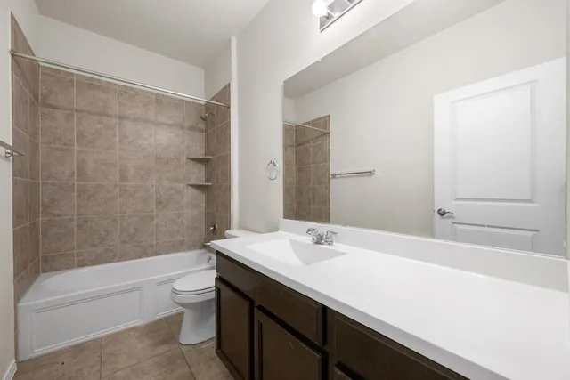 $2,195 | 5720 Kennedy Street, Austin, TX 78747