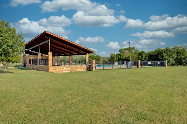 $2,195 | 5720 Kennedy Street, Austin, TX 78747