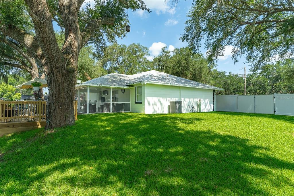 930 Hicks Road Lakeland, FL 33813 - Photo 21 of 22