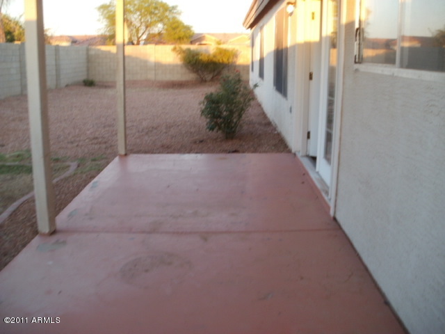 1916 East Darrel Road Phoenix, AZ 85042 - Photo 12 of 25 Back2