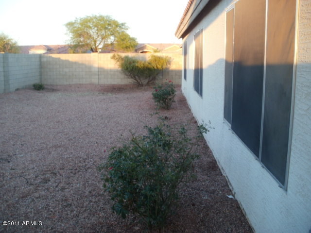 1916 East Darrel Road Phoenix, AZ 85042 - Photo 2 of 25 Backyard