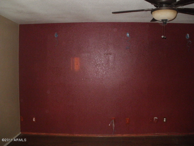 1916 East Darrel Road Phoenix, AZ 85042 - Photo 22 of 25 RM