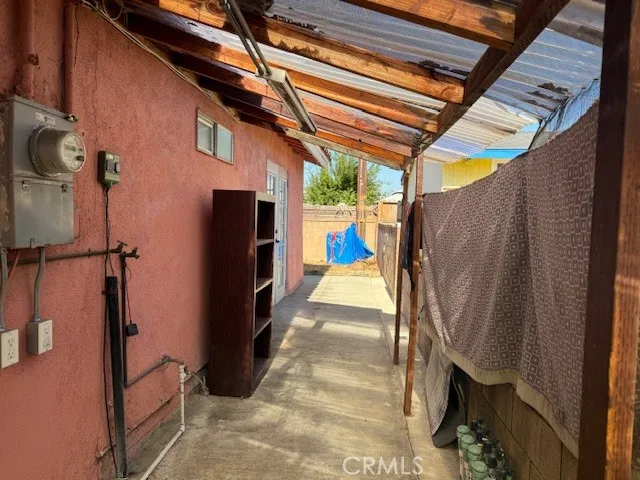 a view of entryway with a hallway