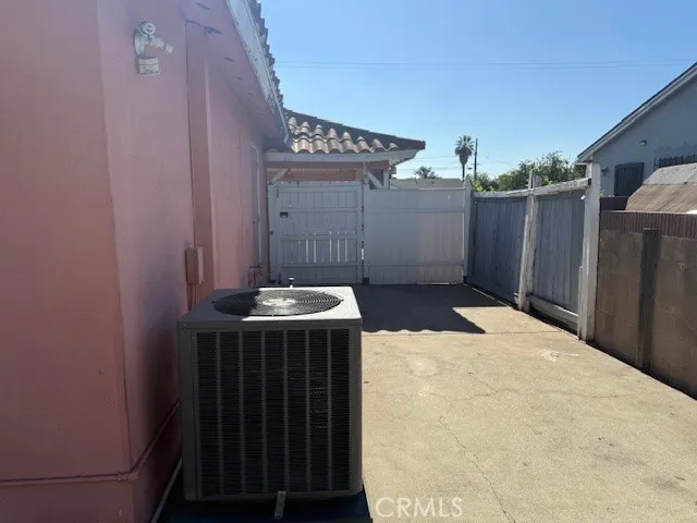 a bath room with a sink