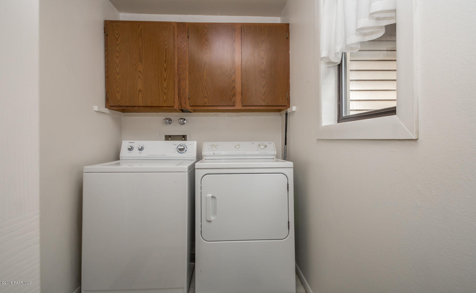 320 Rim Rock Circle, Unit 2 Prescott, AZ 86303 - Photo 11 of 14 Laundry room