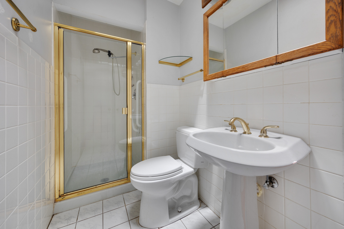 79 Eden Road Elk Grove Village, IL 60007 - Photo 19 of 26
