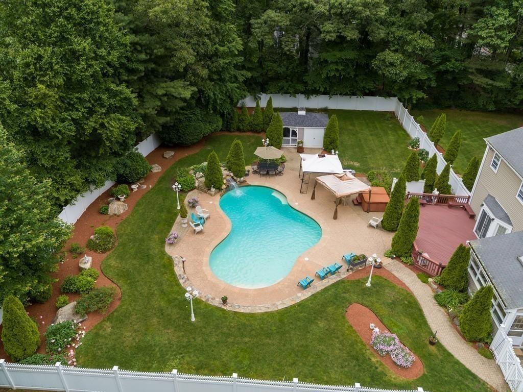 11 Lantern Road Framingham, MA 01702 - Photo 3 of 29