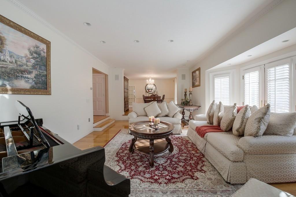 11 Lantern Road Framingham, MA 01702 - Photo 10 of 29