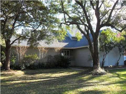 1427 Harwick Road Mount Pleasant, SC 29464 - Photo 1 of 4 Primary Photo