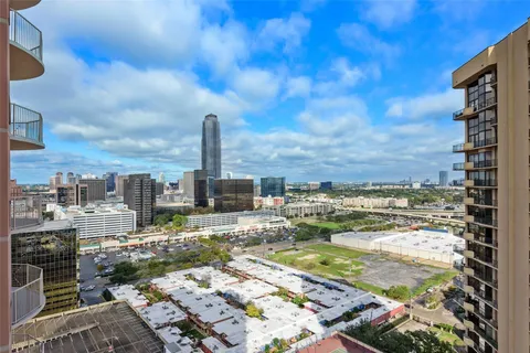 $274,900 | 3505 Sage Road, Unit 2210, Houston, TX 77056