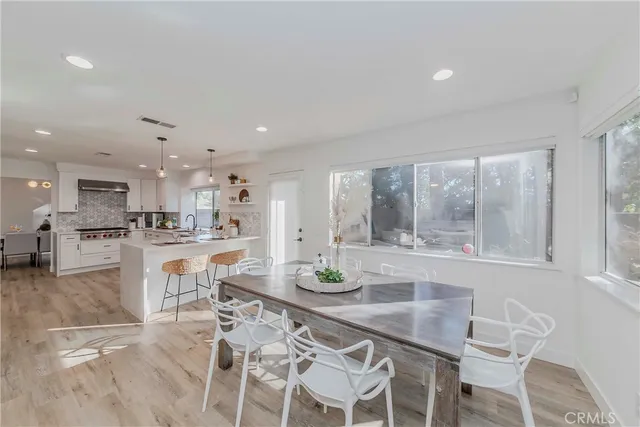 $1,565,000 | 702 Oakcrest Avenue, Brea, CA 92821