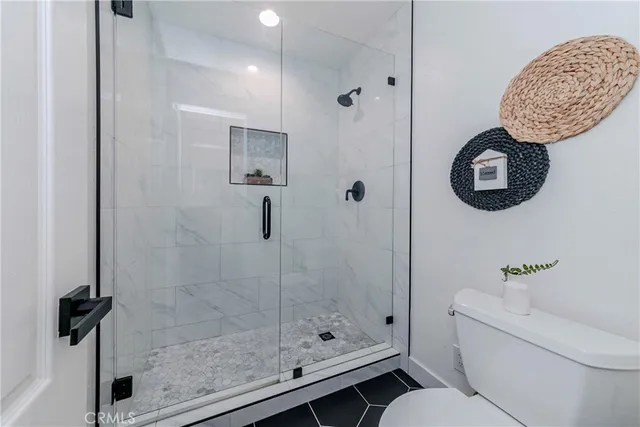 $1,565,000 | 702 Oakcrest Avenue, Brea, CA 92821