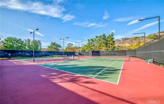 $1,565,000 | 702 Oakcrest Avenue, Brea, CA 92821