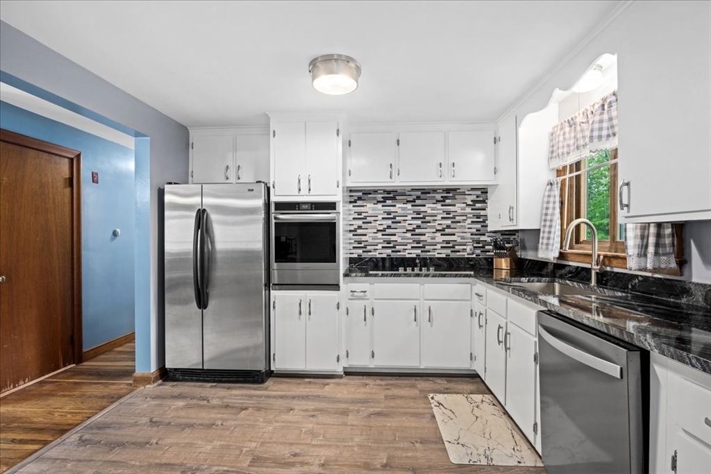 9 Lillian Road Acton, MA 01720 - Photo 12 of 34