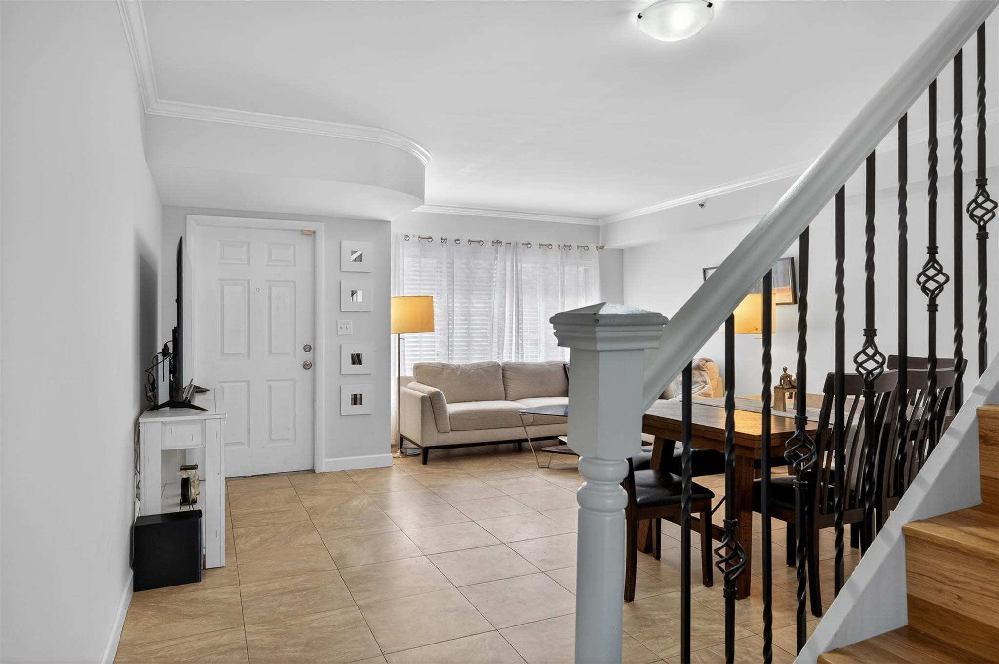 245 Riviera Circle, Unit 245 Weston, FL 33326 - Photo 8 of 40 Photo 8