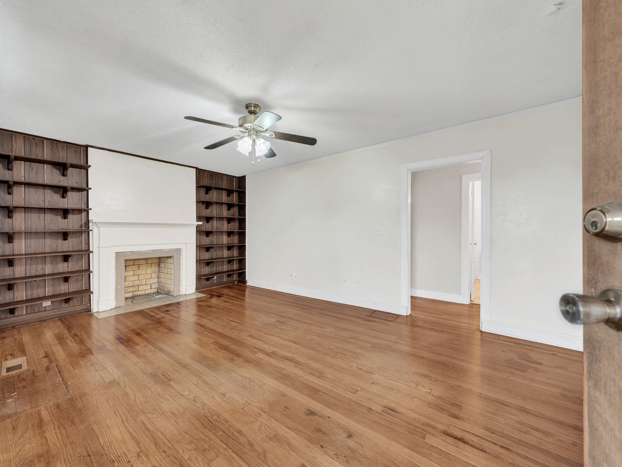 1732 Buck Hollow Road Chapmansboro, TN 37035 - Photo 4 of 18