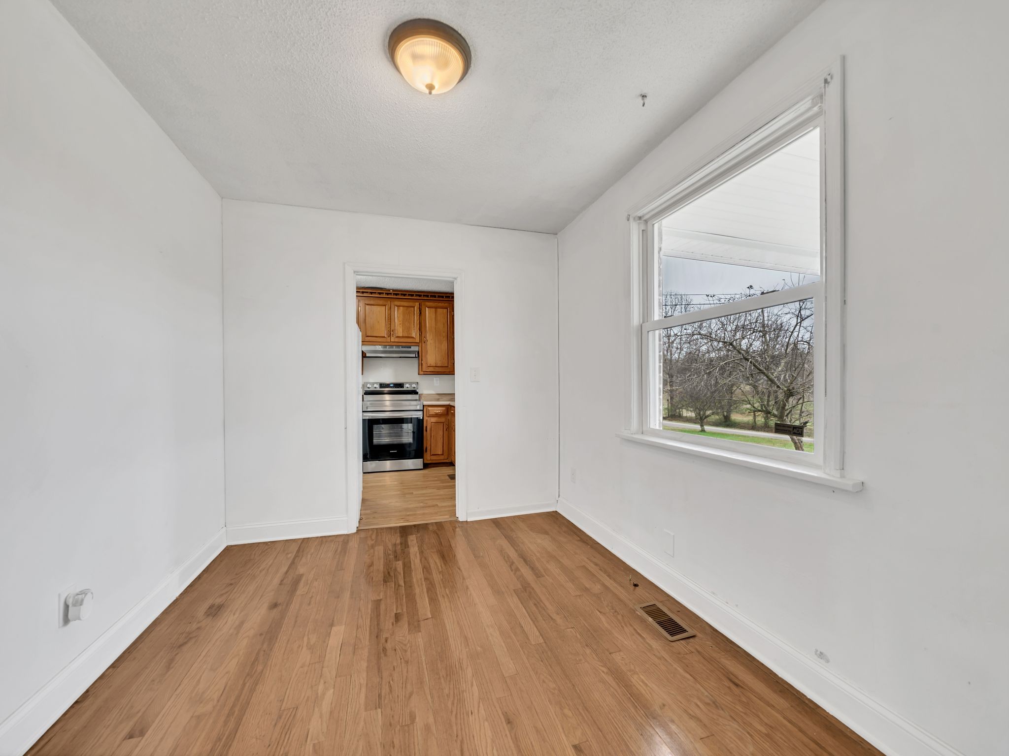 1732 Buck Hollow Road Chapmansboro, TN 37035 - Photo 7 of 18