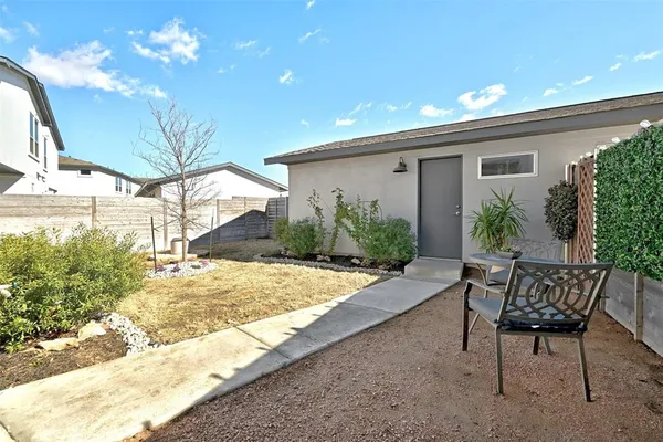 $2,400 | 5309 A Baythorne Drive, Austin, TX 78747