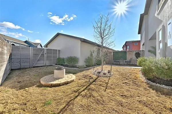 $2,400 | 5309 A Baythorne Drive, Austin, TX 78747