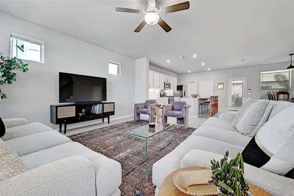 $2,400 | 5309 A Baythorne Drive, Austin, TX 78747