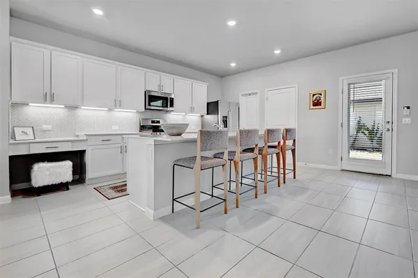 $2,400 | 5309 A Baythorne Drive, Austin, TX 78747
