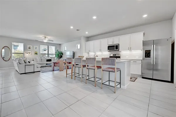 $2,400 | 5309 A Baythorne Drive, Austin, TX 78747