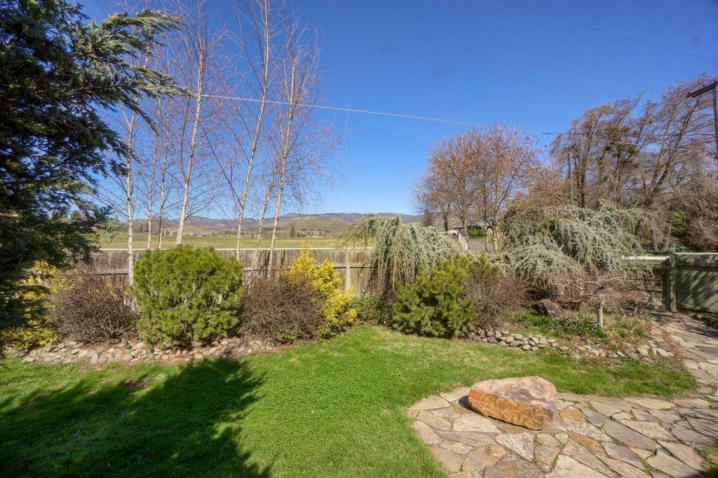 98 East Valley View Road Ashland, OR 97520 - Photo 19 of 35 Additional Photo