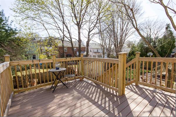 299 Russett Road Brookline, MA 02467 - Photo 7 of 17 Gallery Image 7