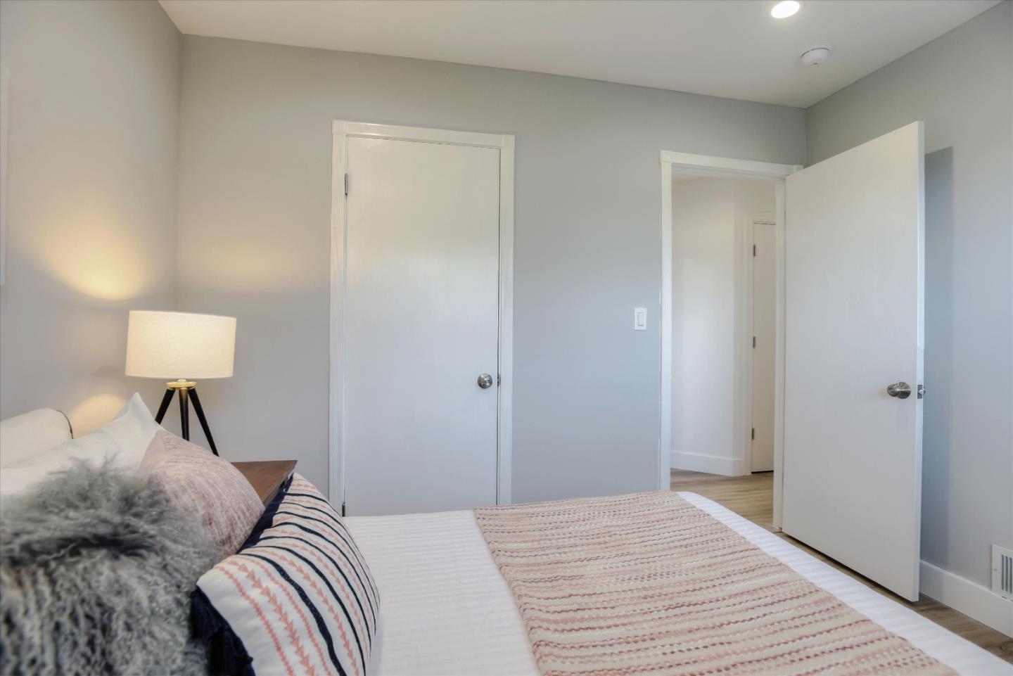 398 Chester Place Pacifica, CA 94044 - Photo 21 of 30