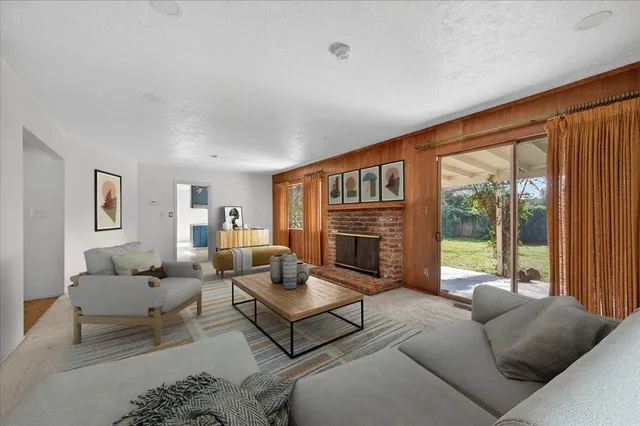 $465,000 | 1699 West San Ramon Avenue, Fresno, CA 93711