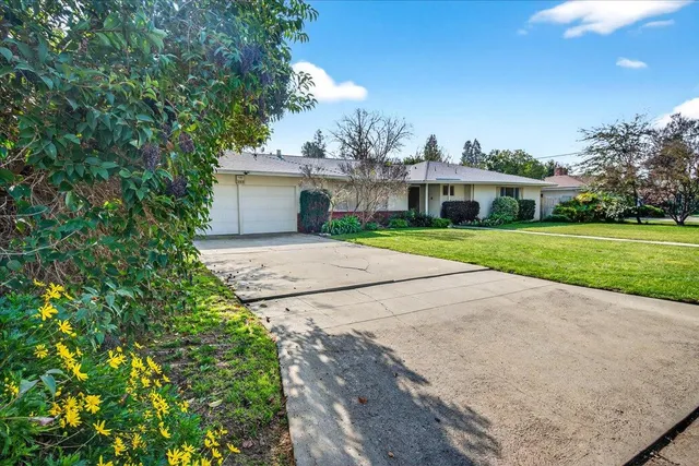 $465,000 | 1699 West San Ramon Avenue, Fresno, CA 93711