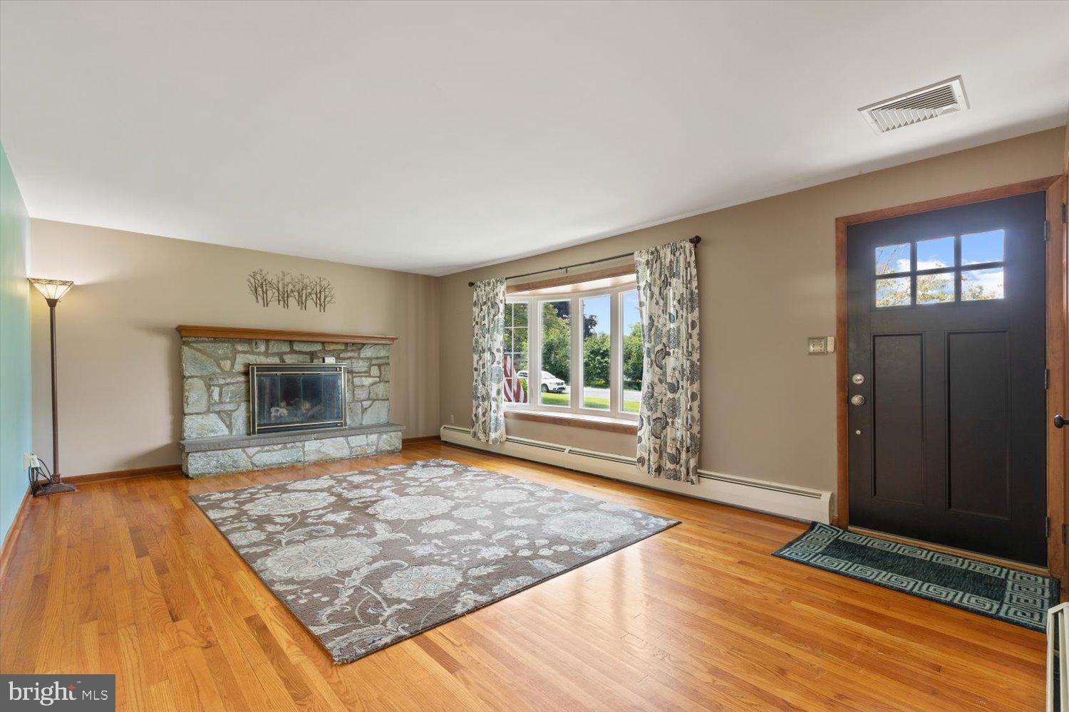 418 Ruth Ridge Drive Lancaster, PA 17601 - Photo 9 of 50 Gallery Image 9