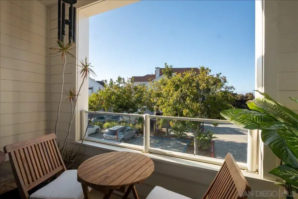 $759,900 | 750 Harbor Cliff Way, Unit 102, Oceanside, CA 92054