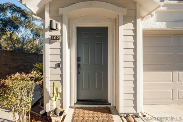 $759,900 | 750 Harbor Cliff Way, Unit 102, Oceanside, CA 92054