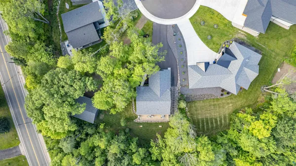 $775,000 | 3959 Peyton Lane, Hermantown, MN 55811