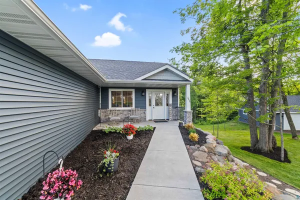 $775,000 | 3959 Peyton Lane, Hermantown, MN 55811