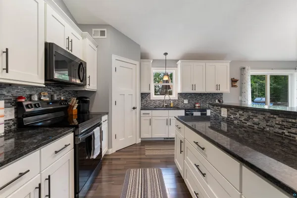 $775,000 | 3959 Peyton Lane, Hermantown, MN 55811