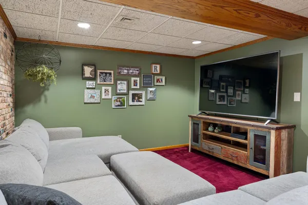 $299,900 | 701 6th Avenue Southwest, Austin, MN 55912