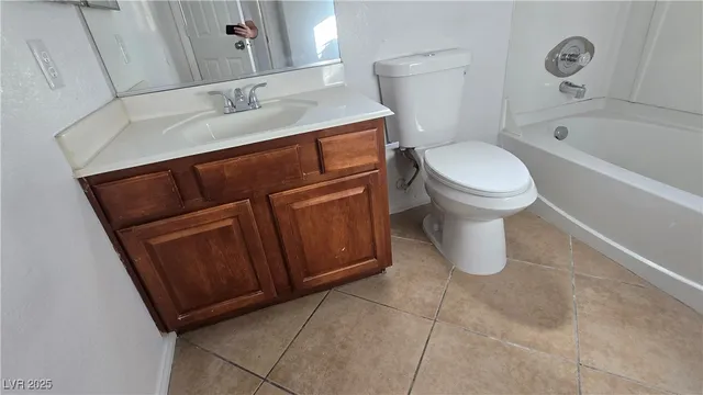 $2,300 | 7637 Sonora View Street, Las Vegas, NV 89149