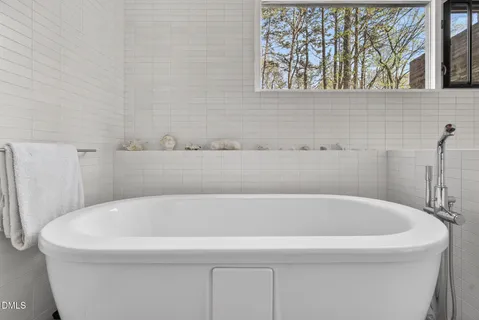 $2,500,000 | 740 Cedar Brook Way, Chapel Hill, NC 27516