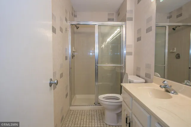 $260,000 | 3020 St Albans Mill Road, Unit 312, Minnetonka, MN 55305