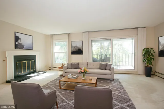 $260,000 | 3020 St Albans Mill Road, Unit 312, Minnetonka, MN 55305