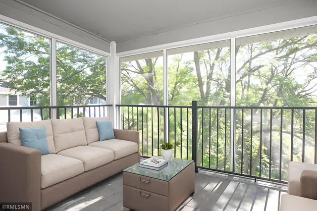 $260,000 | 3020 St Albans Mill Road, Unit 312, Minnetonka, MN 55305