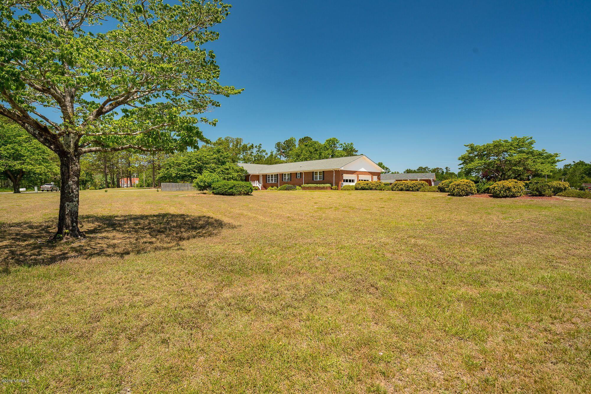 119 Mills Road Newport, NC 28570 - Photo 44 of 55 119 Mills Rd Pic outside 3