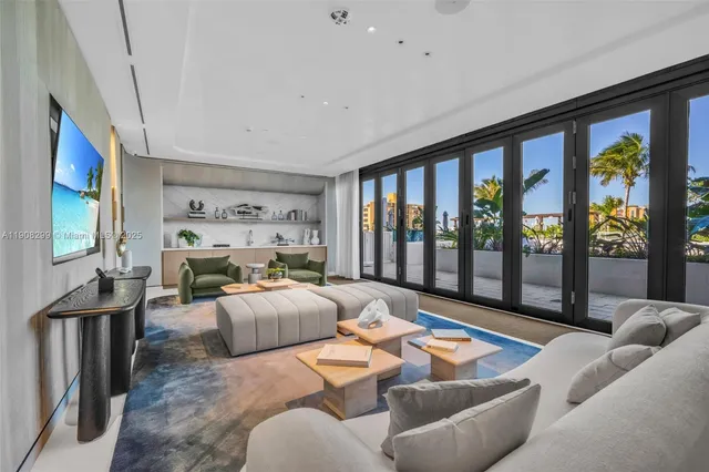 $35,000 | 900 North Ocean Boulevard, Unit 503, Pompano Beach, FL 33062