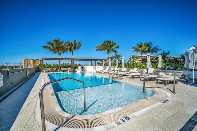 $35,000 | 900 North Ocean Boulevard, Unit 503, Pompano Beach, FL 33062