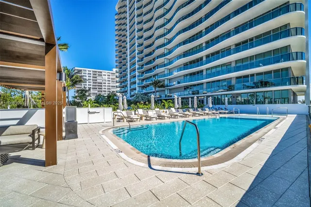 $35,000 | 900 North Ocean Boulevard, Unit 503, Pompano Beach, FL 33062