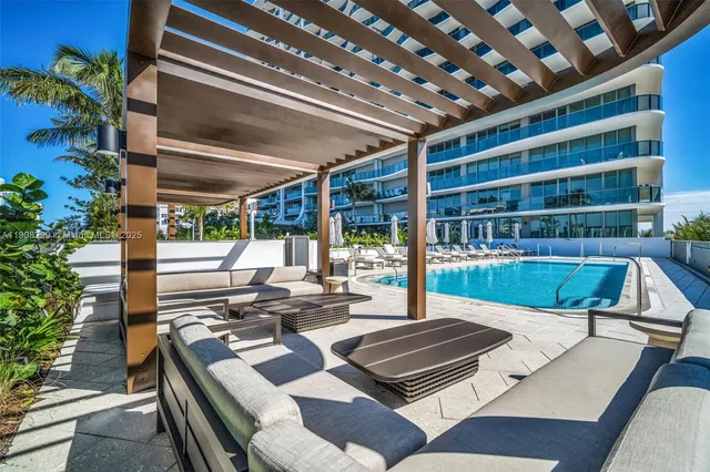 $35,000 | 900 North Ocean Boulevard, Unit 503, Pompano Beach, FL 33062